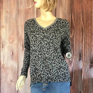 Ann Taylor LOFT Animal Print Sweater Medium